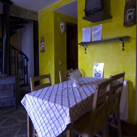 Hotel Rural Los Quinones Peralejos de las Truchas Room photo