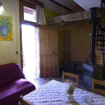 Hotel Rural Los Quinones Peralejos de las Truchas Room photo