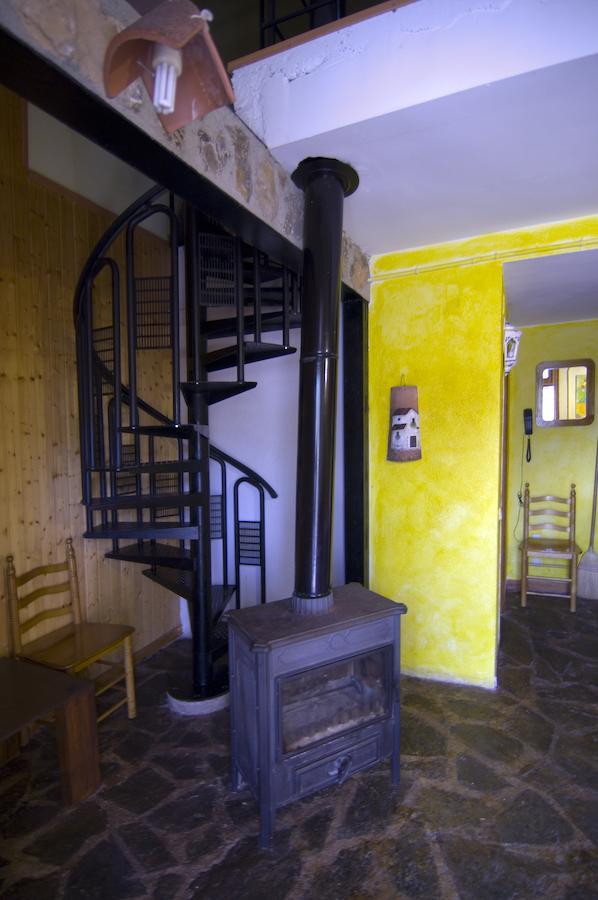 Hotel Rural Los Quinones Peralejos de las Truchas Room photo